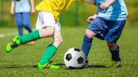 陈赫火锅店再遇风波？顾客门外对服务员发飙